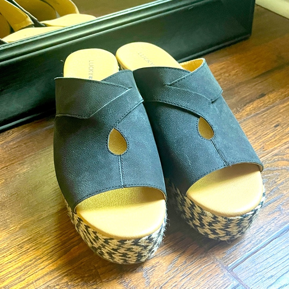 Lucky Brand platform shoes